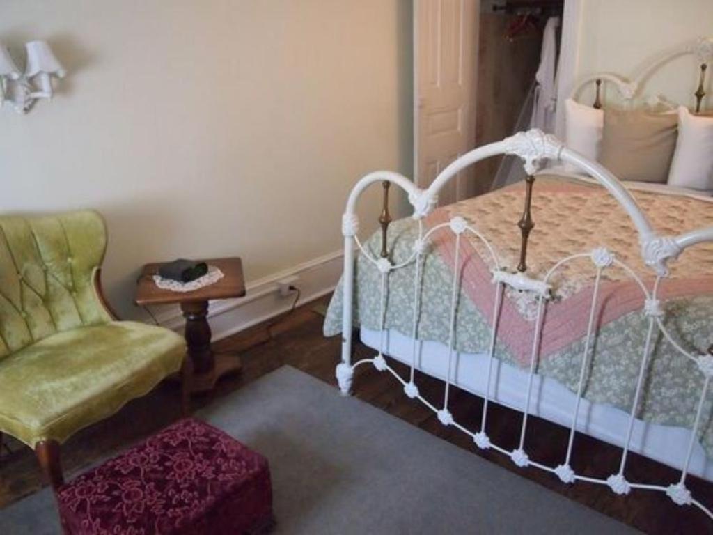 The Maid'S Quarters Bed And Breakfast Pottsville Екстериор снимка